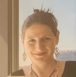 נועה גנות